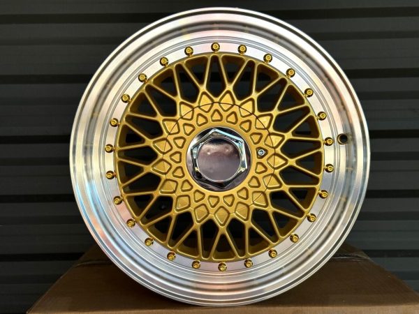 Replica REW032