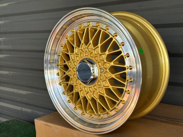 Replica REW032
