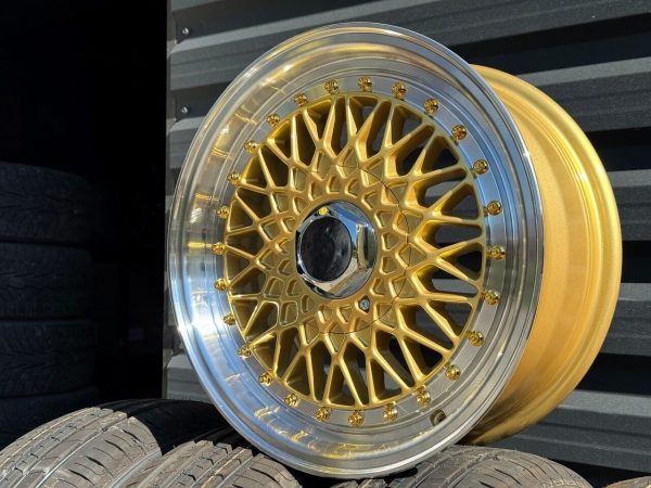 Replica REW032