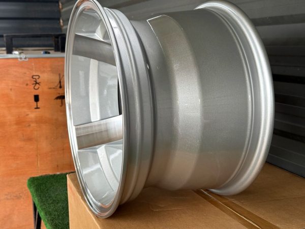 LamagiaWheels 693