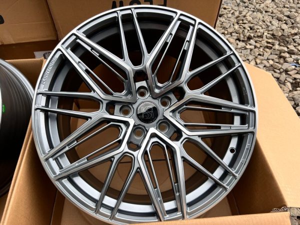 Koko FF581